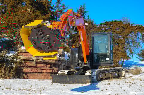 Powerful Performance and Maximum Maneuverability: Key Advantages to Owning and Operating a Midi Excavator